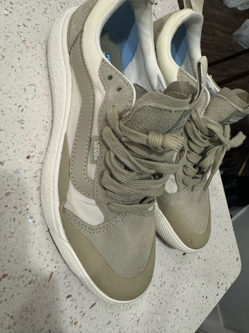 Vans Olive Low-Top Ultracush Sneakers - Picture 2 of 4